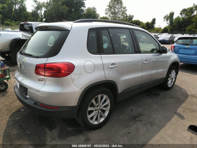 WVGBV7AX3HK052300 Volkswagen TIGUAN