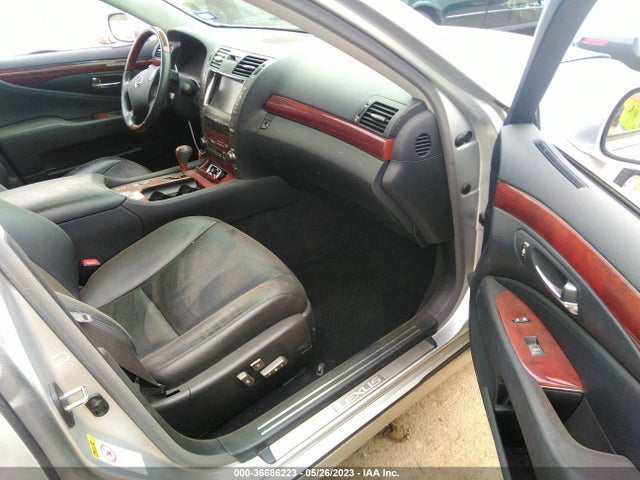 2007 LEXUS LS 460 VIN: JTHBL46F375021391