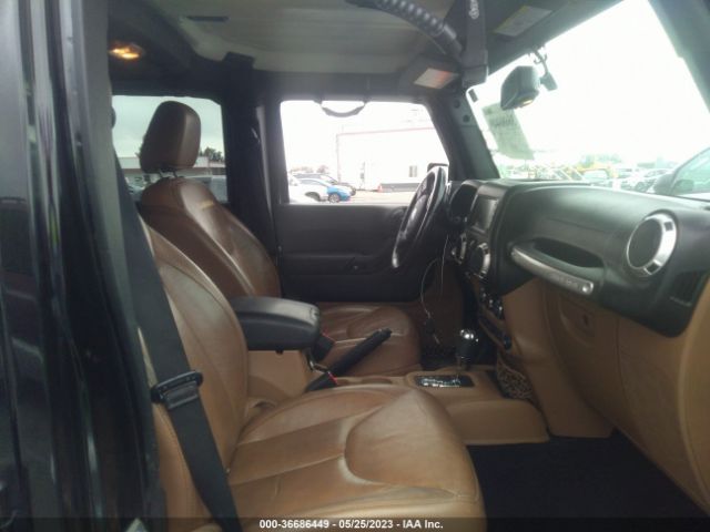 1C4BJWEG8FL524387 Jeep Wrangler Unlimited Sahara