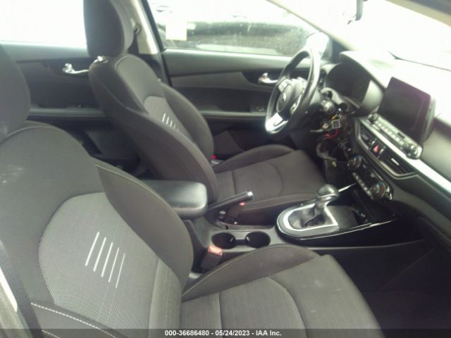 3KPF34AD1KE110267 KIA FORTE S