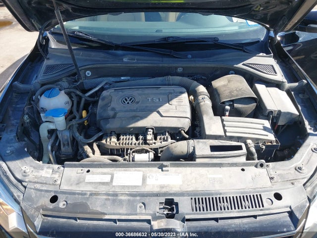 1VWBT7A35FC069241 Volkswagen Passat 1.8t Se W/sunroof & Nav