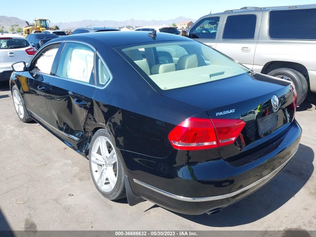 1VWBT7A35FC069241 Volkswagen Passat 1.8t Se W/sunroof & Nav