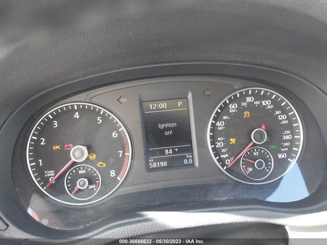 1VWBT7A35FC069241 Volkswagen Passat 1.8t Se W/sunroof & Nav