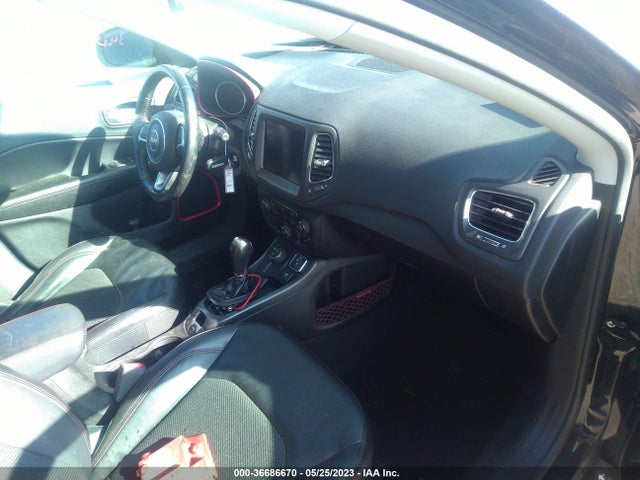 3C4NJDDB0LT232661 Jeep Compass Trailhawk