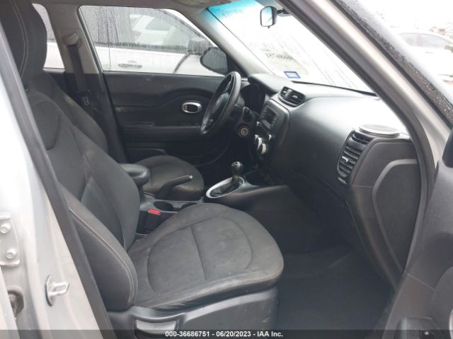 KNDJN2A25E7743298 KIA Soul Base