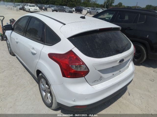 1FADP3K21EL174796 Ford FOCUS SE