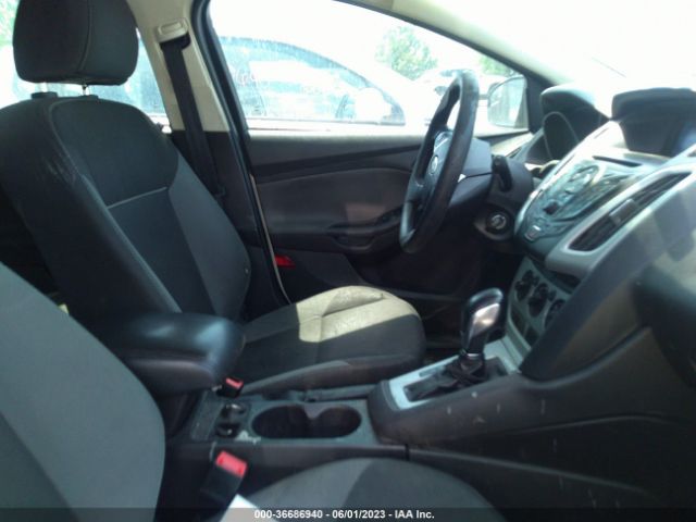 1FADP3K21EL174796 Ford FOCUS SE