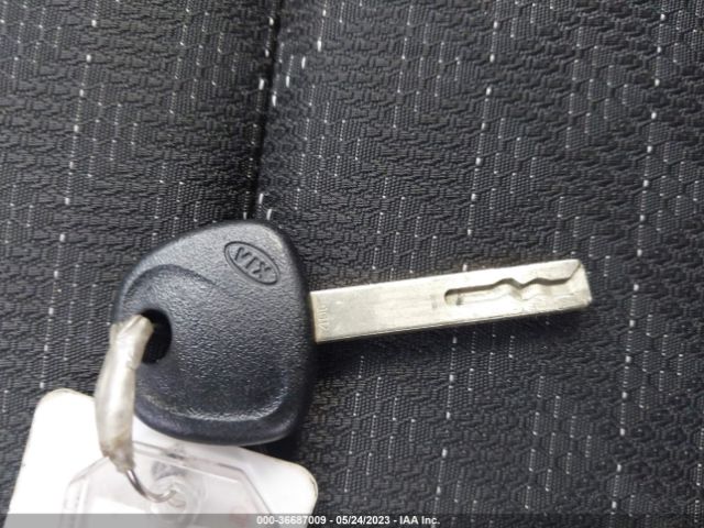3KPA24AD8LE288479 KIA RIO LX