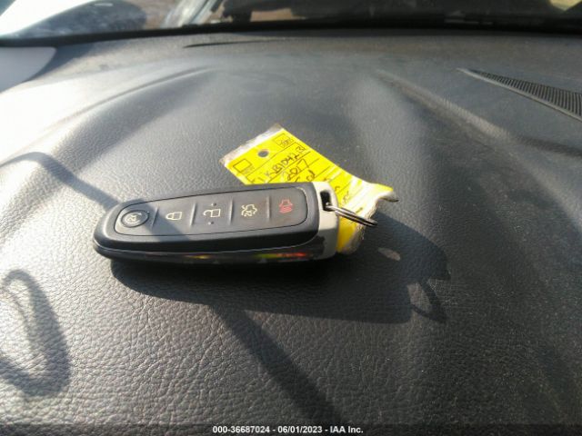1FADP3J29HL266843 Ford Focus Titanium