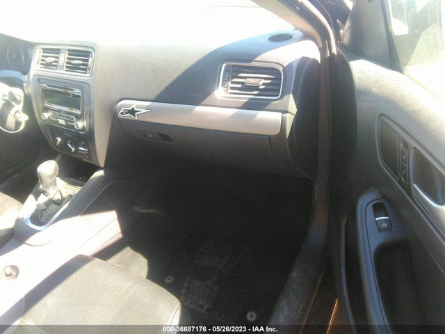 3VWD17AJ8EM423604 Volkswagen Jetta Sedan Se W/connectivity