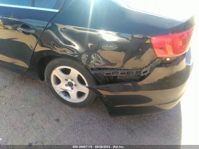 3VWD17AJ8EM423604 Volkswagen Jetta Sedan Se W/connectivity