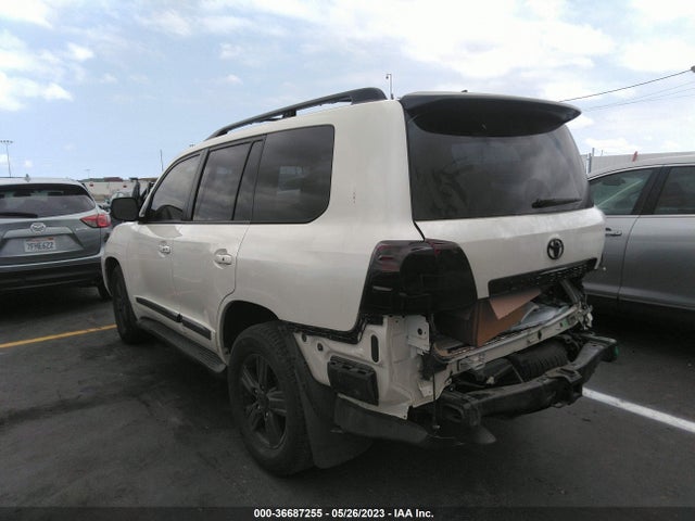 2014 Toyota Land Cruiser, VIN: JTMHY7AJ4E4023986