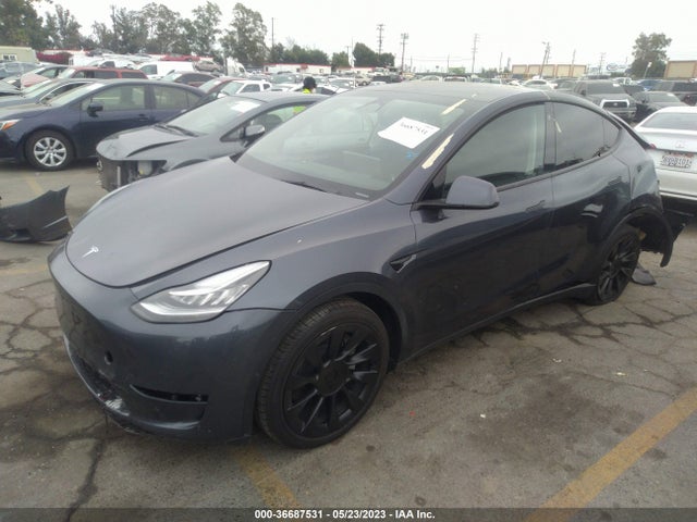 7SAYGDEE0PA057885 Tesla Model Y Long Range