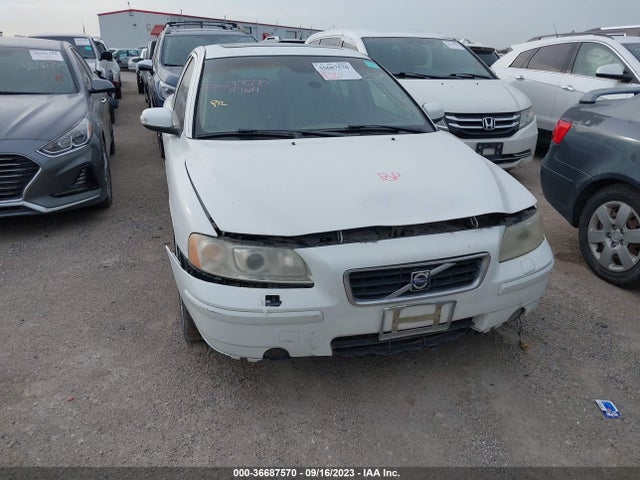 2007 VOLVO S60 2.4L TURBO VIN: YV1RS547072616215