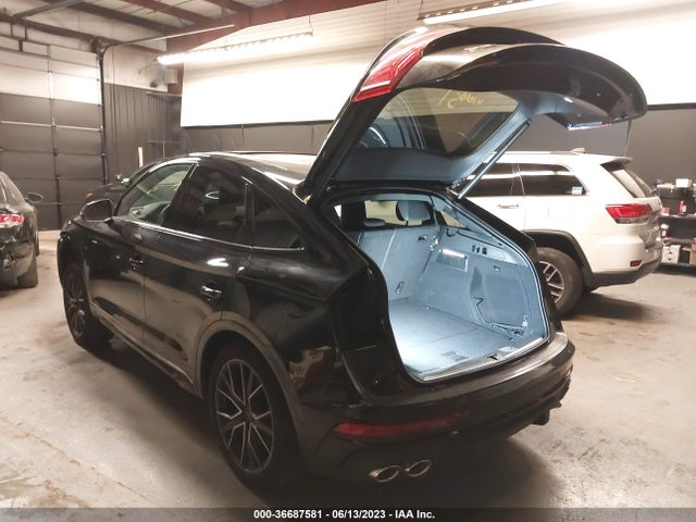 2021 Audi SQ5, VIN: WA134AFY2M2088638