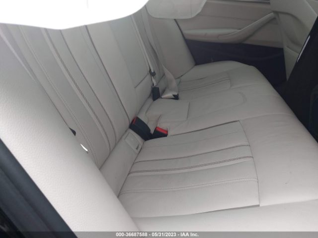 WBAJE5C33HG913876 BMW 5 Series 540i
