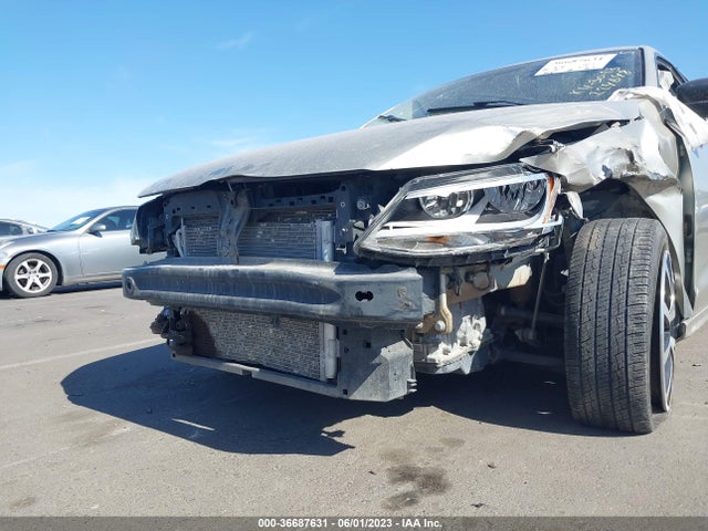 3VWD67AJ2GM224648 Volkswagen Jetta Sedan 1.4t Se