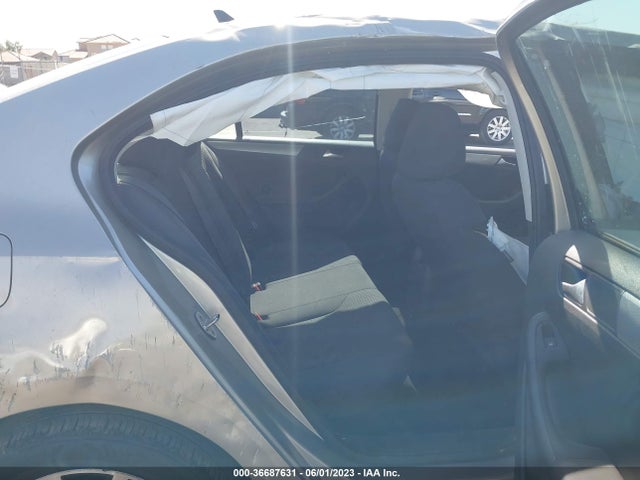 3VWD67AJ2GM224648 Volkswagen Jetta Sedan 1.4t Se