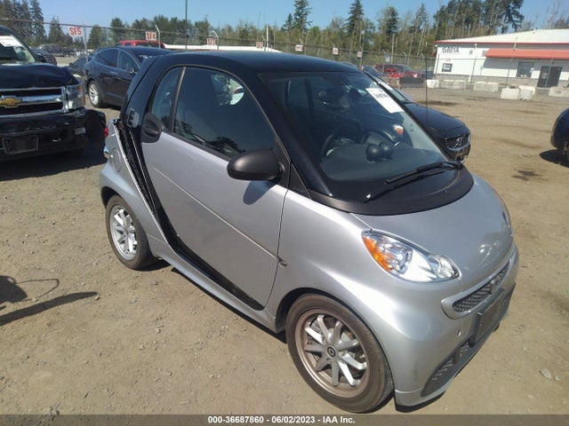 2015 Smart Fortwo Electric Drive, VIN: WMEEJ9AA2FK833490
