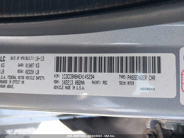 1C3CCBAB4EN145234 Chrysler 200 LX
