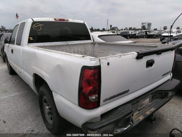 2004 CHEVROLET SILVERADO 1500 LS VIN: 2GCEC19V641278297