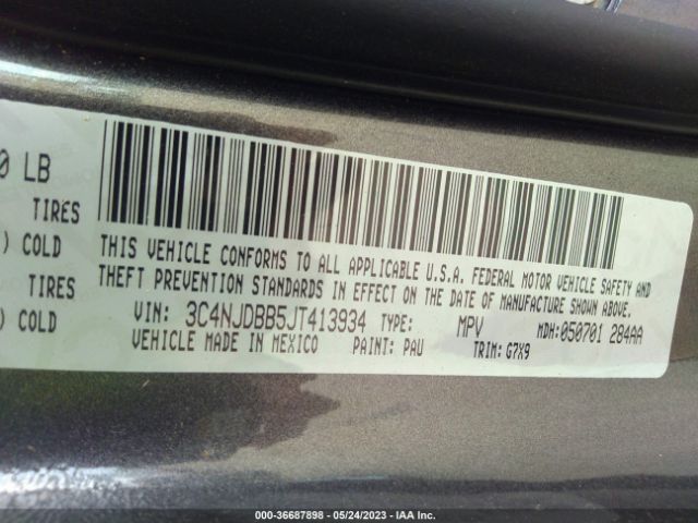 3C4NJDBB5JT413934 Jeep Compass Latitude