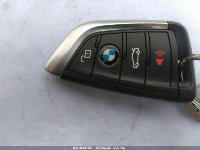 3MW5R1J03M8B56042 BMW 3 Series 330i