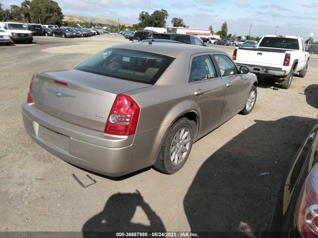 2008 CHRYSLER 300 LX VIN: 2C3KA43R68H135843