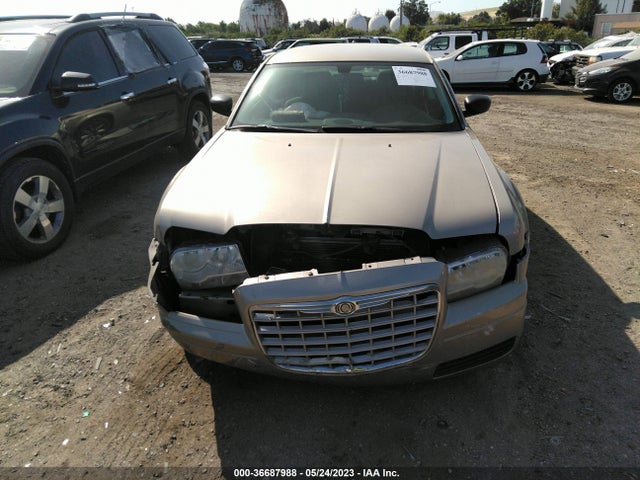 2008 CHRYSLER 300 LX VIN: 2C3KA43R68H135843