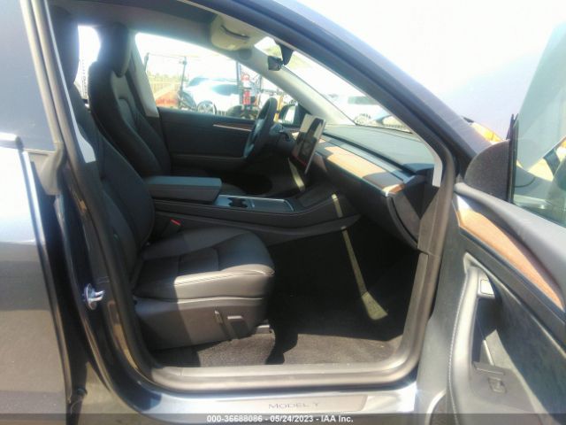 7SAYGDEE7PF742338 Tesla Model Y Long Range