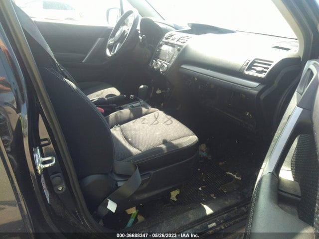 JF2SJAGC0HH492362 Subaru Forester Premium