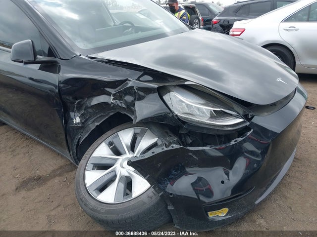5YJYGDEE4MF305048 Tesla Model Y Long Range