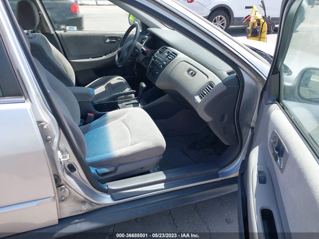 2001 HONDA ACCORD SDN LX VIN: JHMCG66541C021415