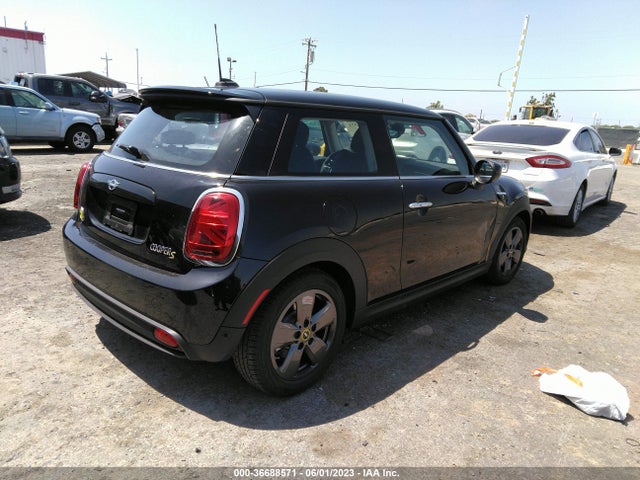 2022 Mini Hardtop, VIN: WMW13DJ02N2R92409