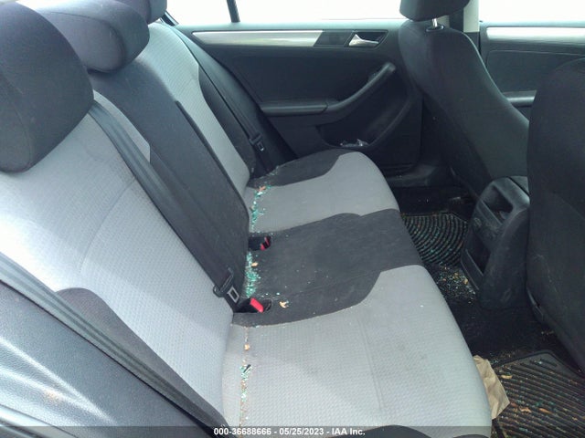 3VW167AJ8HM295793 Volkswagen Jetta 1.4t S