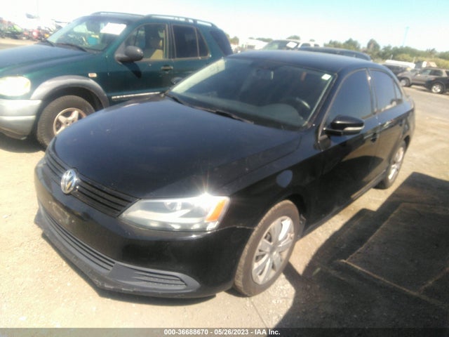 3VWD17AJ5EM425343 Volkswagen Jetta Sedan Se