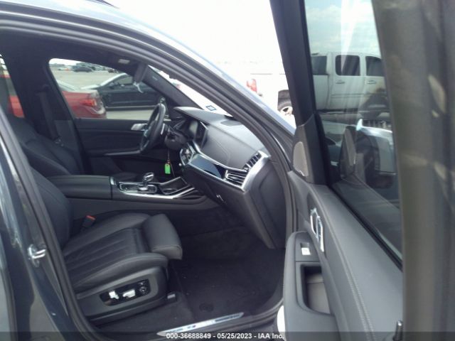 5UXCX6C01N9K38285 BMW X7 M50i