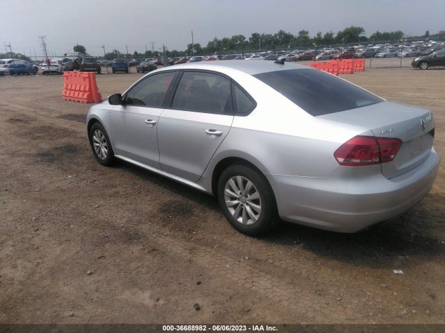 1VWAS7A3XEC108256 Volkswagen Passat Wolfsburg Ed