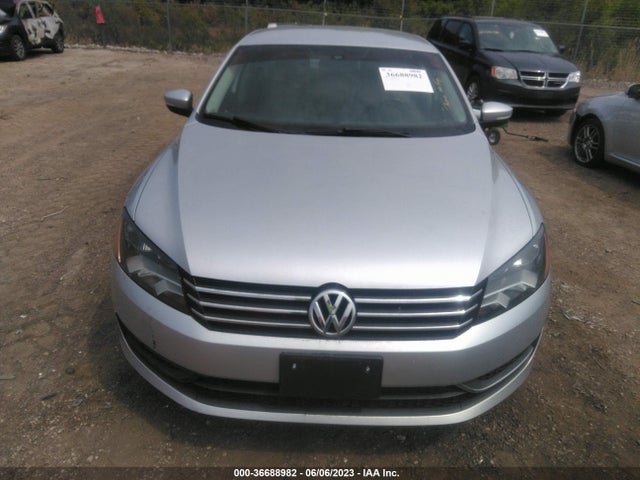 1VWAS7A3XEC108256 Volkswagen Passat Wolfsburg Ed