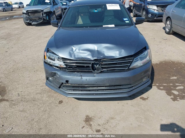 3VWD17AJ5GM235237 Volkswagen Jetta Sedan 1.8t Sport