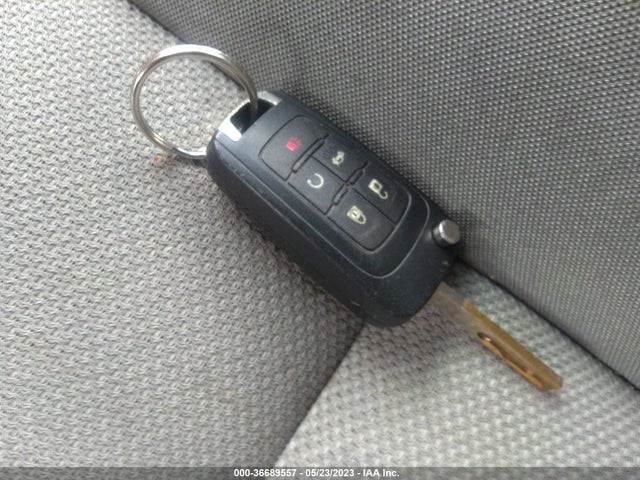 Chevrolet Cruze 1lt 2014 1G1PC5SB4E7246543 Image 3