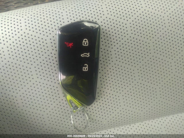 2022 Volkswagen ID.4, VIN: WVGGNPE21NP050886