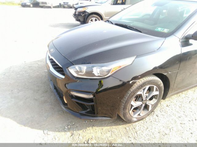 3KPF24AD8KE022707 KIA Forte Lxs