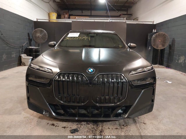 2023 BMW i7, VIN: WBY53EJ01PCL62015