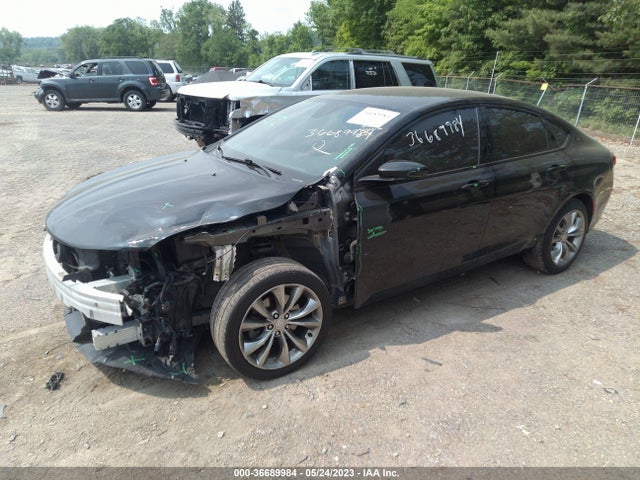 Chrysler 200 S 2015 1C3CCCBB9FN615375 Image 2