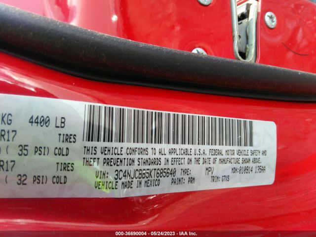 3C4NJCBB5KT685640 Jeep Compass Latitude