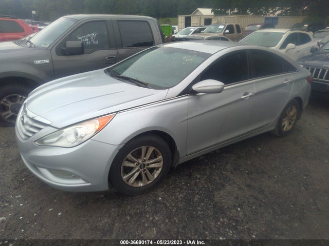 2013 HYUNDAI SONATA GLS VIN: 5NPEB4AC4DH683622