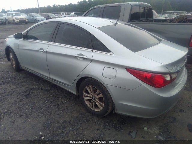 2013 HYUNDAI SONATA GLS VIN: 5NPEB4AC4DH683622