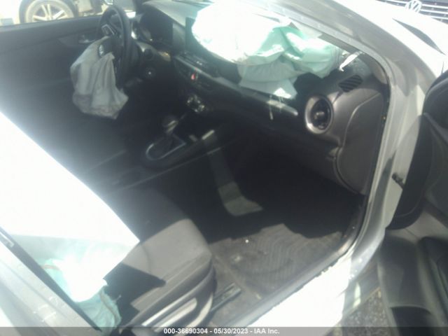 3KPF24AD0ME407553 KIA Forte Lxs