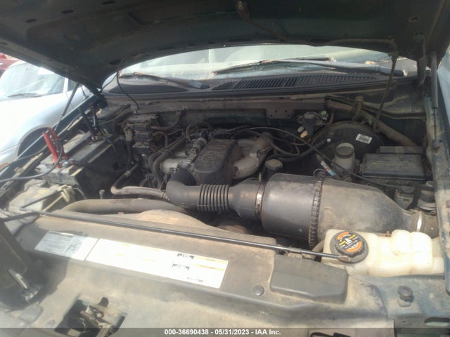 1998 FORD F-150 VIN: 1FTZX1726WNB67880